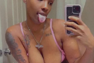 mia rose 🥀 - Image 4